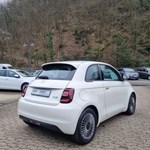 Fiat 500e 42 kWh LEASING AB 226,-€ CarPlay Klimaautom - Bild 3