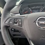 Opel Corsa E 1.4 Innovation Automatik Panorama CarPla - Bild 17